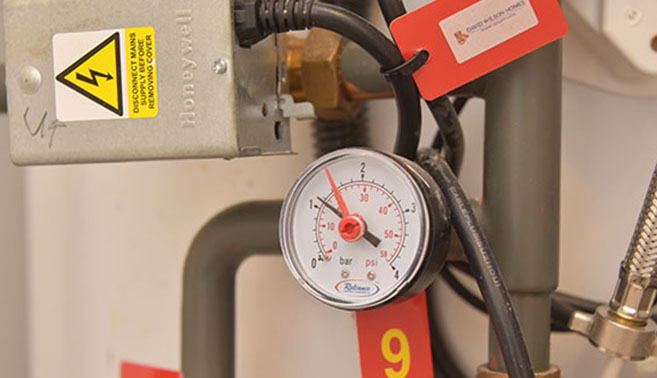 Pressure monitor
